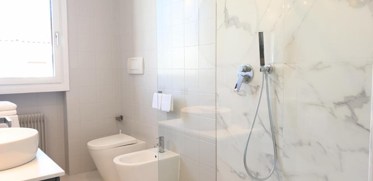 Venezia & Treviso Anthea Design E Garage * Casier